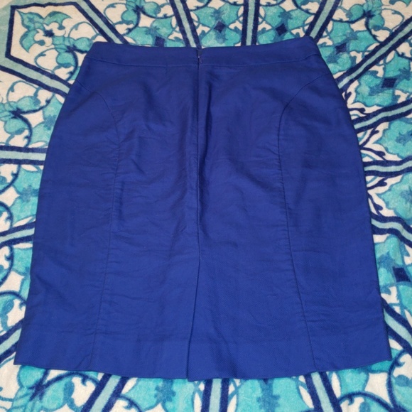 3/$20 J.Crew The Pencil Skirt Blue Size 4 - Picture 3 of 3